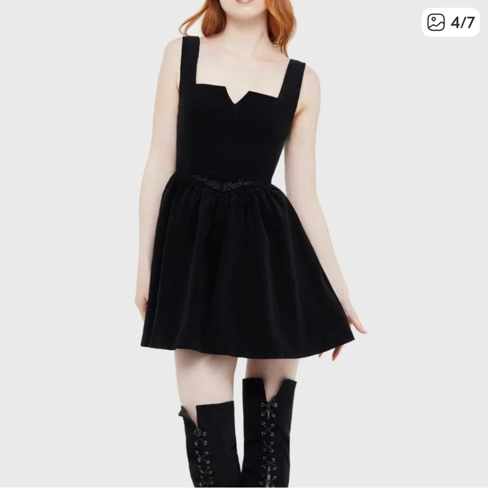 Killstar black mini Dress with waist embroidery - Picture 3 of 5